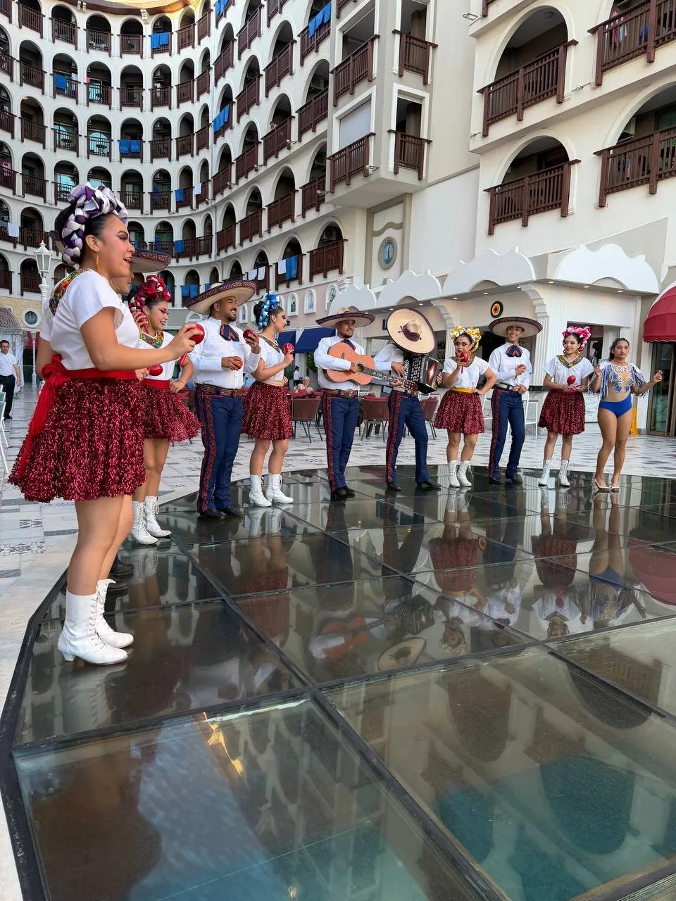 💌И как раз сейчас наши туристы отдыхают в отеле Quattro Beach Resort & Spa 5*. Получили от них обра
