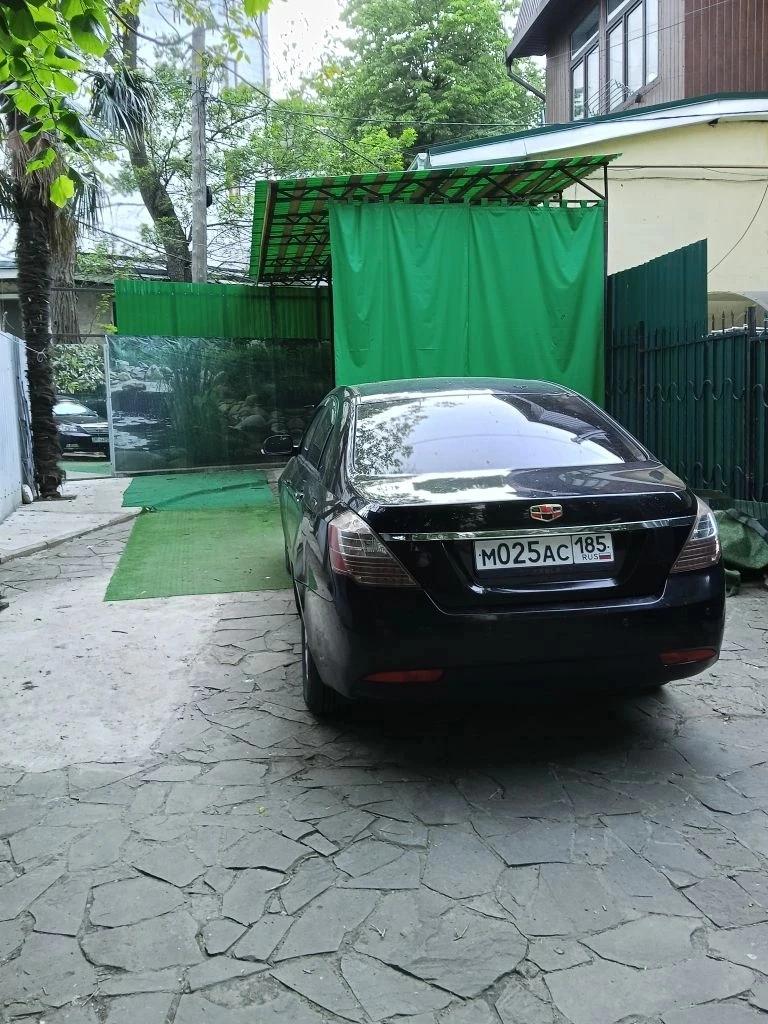 #ЯЛТА улица Боткинская  17   Трёхкомнатная квартира от хозяйки без посредников,со своим закрытым дво
