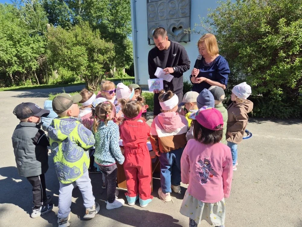 🌞 Безопасное лето с нашими малышами! 🌞

Дорогие родители! В преддверии долгожданного лета мы решил