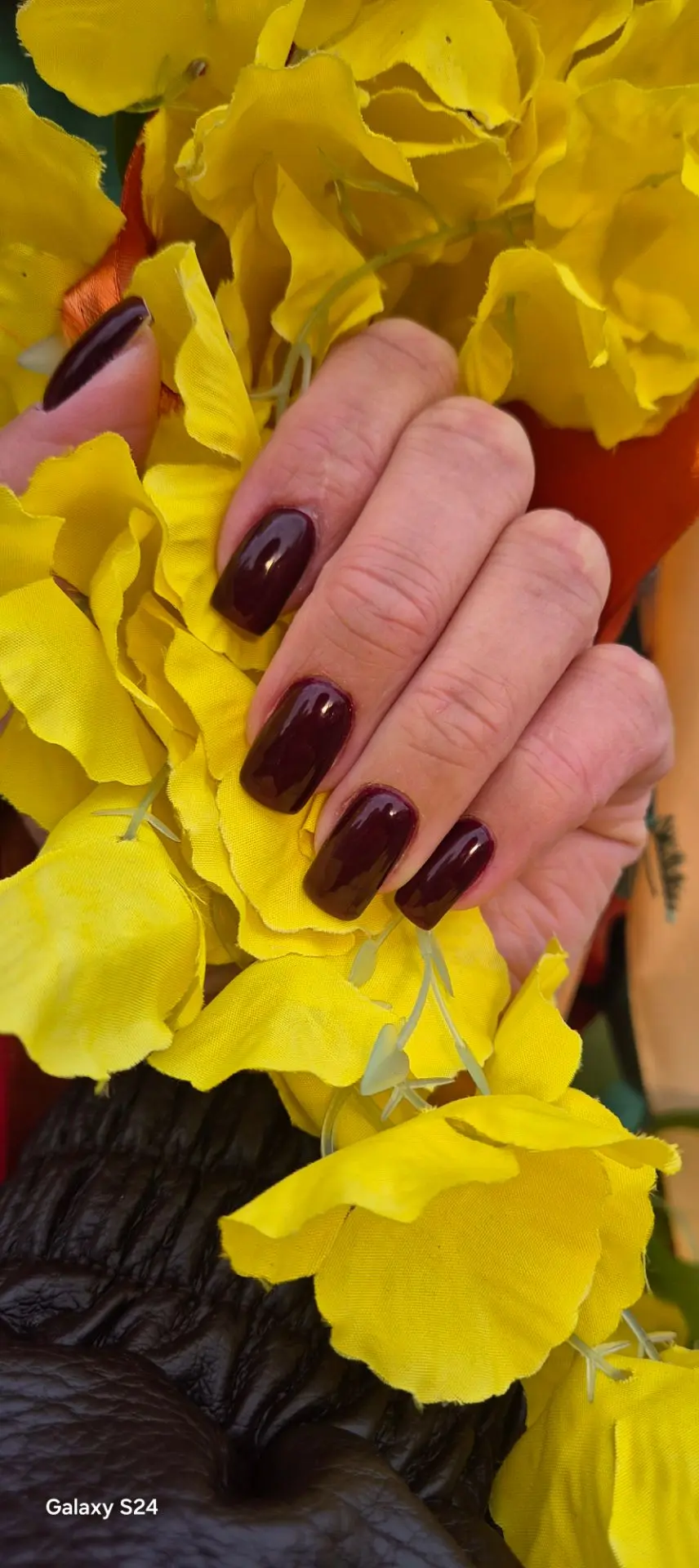 Сделала тот самый трендовый маникюр💅