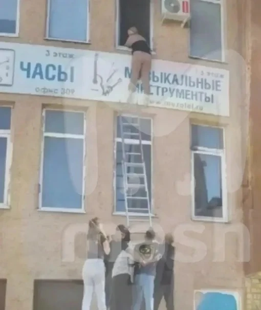 Трагедия в Стерлитамаке: при пожаре в ТЦ «Солнечный» погибли три родные сестры