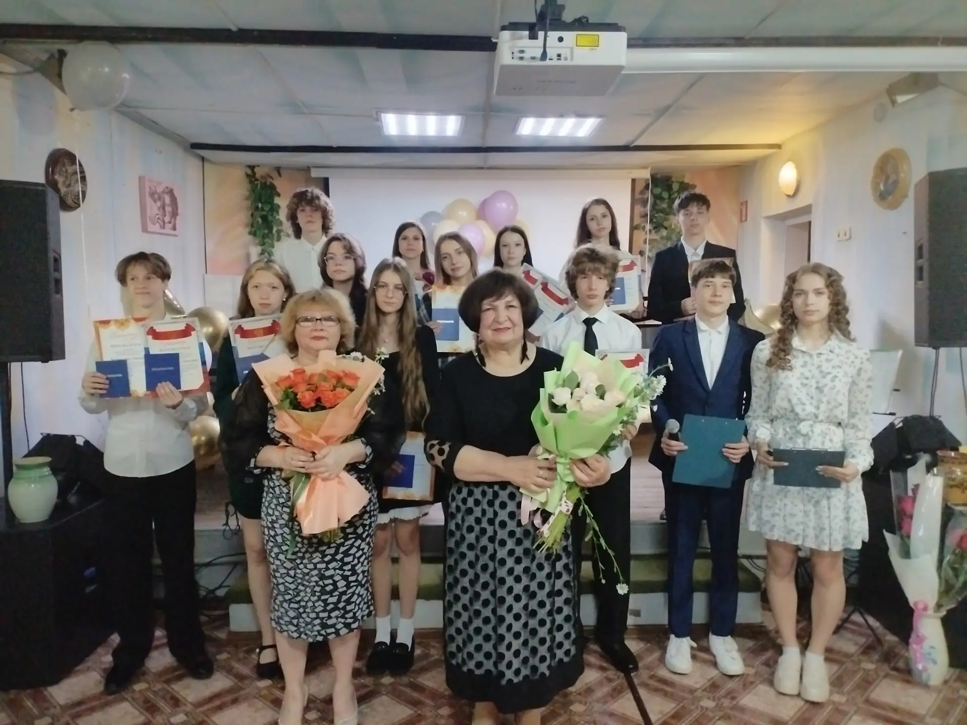 🎓 Музыка в душе навсегда: в Кировском прошёл выпускной вечер