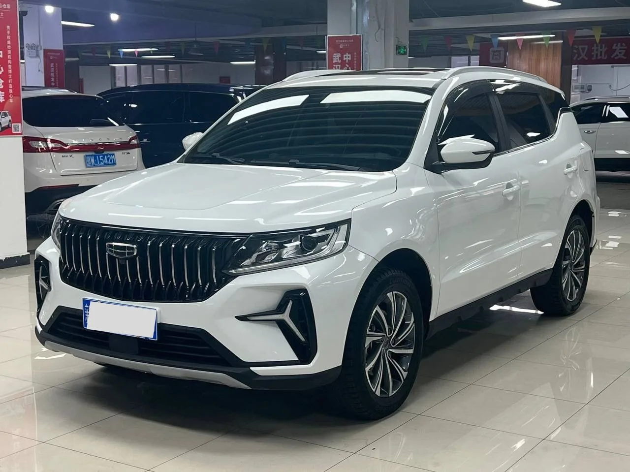 🚗  GEELY VISION X6 1.4T 2021 ИЗ КИТАЯ

⚙️ Двигатель: 1.4 TSI / 141 л.с.
📅 Год: 2021 
🎮 Пробег: 41