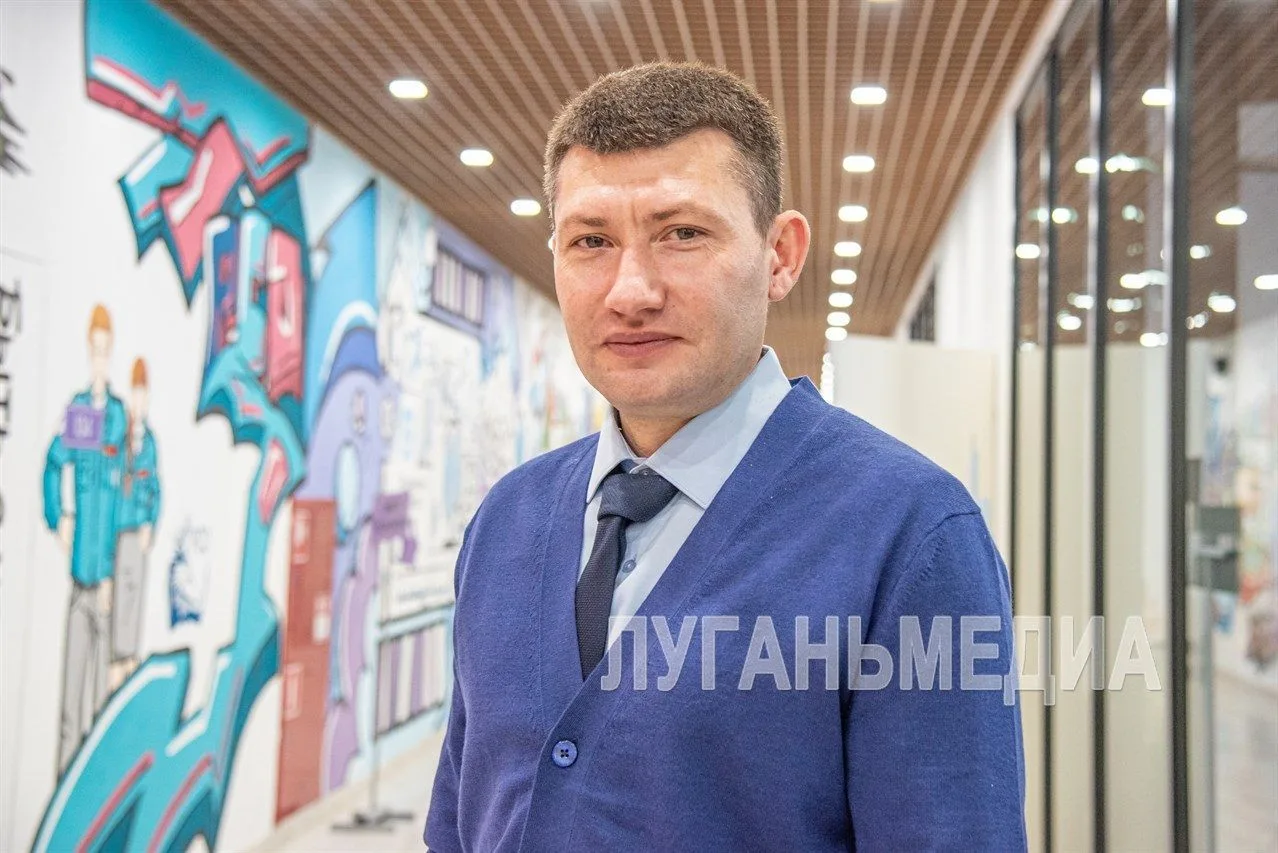💬Министр образования ЛНР Евгений Мирошниченко рассказал о возможности выбора формата о...