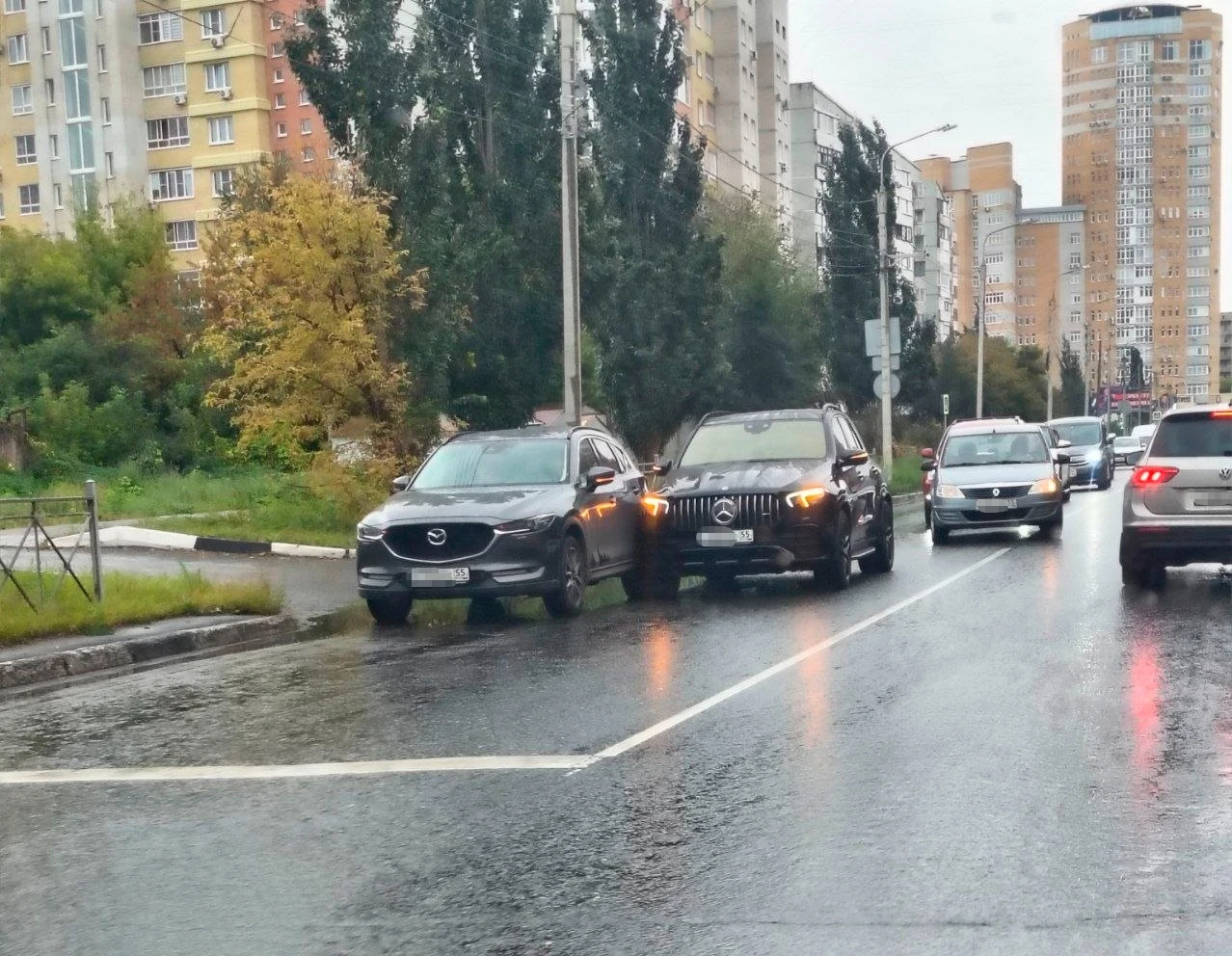 Небольшое ДТП на Волховстроя