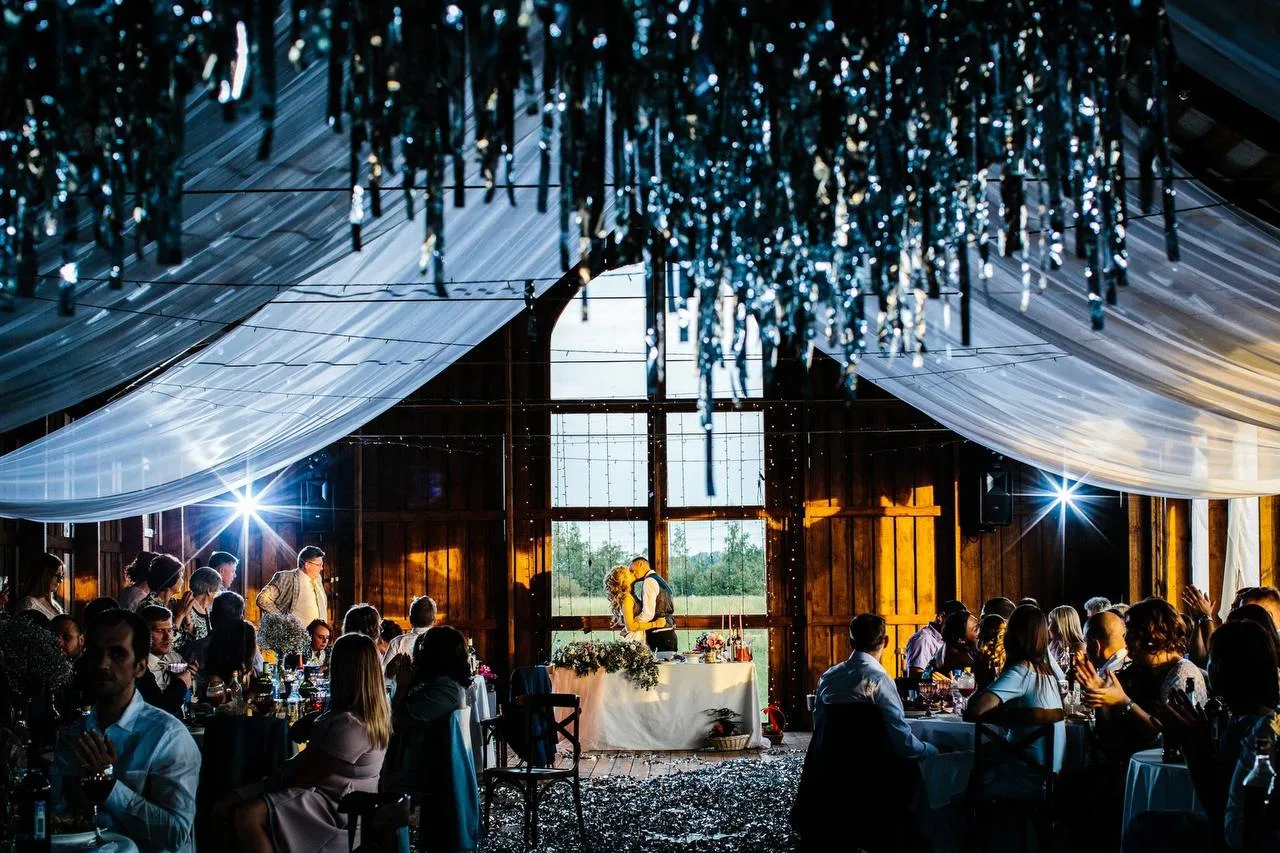 👰🏼‍♀️🤵🏻‍♂️ Доброе утро! Сегодня будем разбираться: Сколько стоит сыграть свадьбу в 2026 году

Ле
