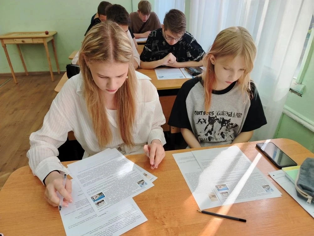 📚 Строчки Пушкина, запятые, филворд, орфограммы, Москва: как 17 восьмиклассников из  профильного от