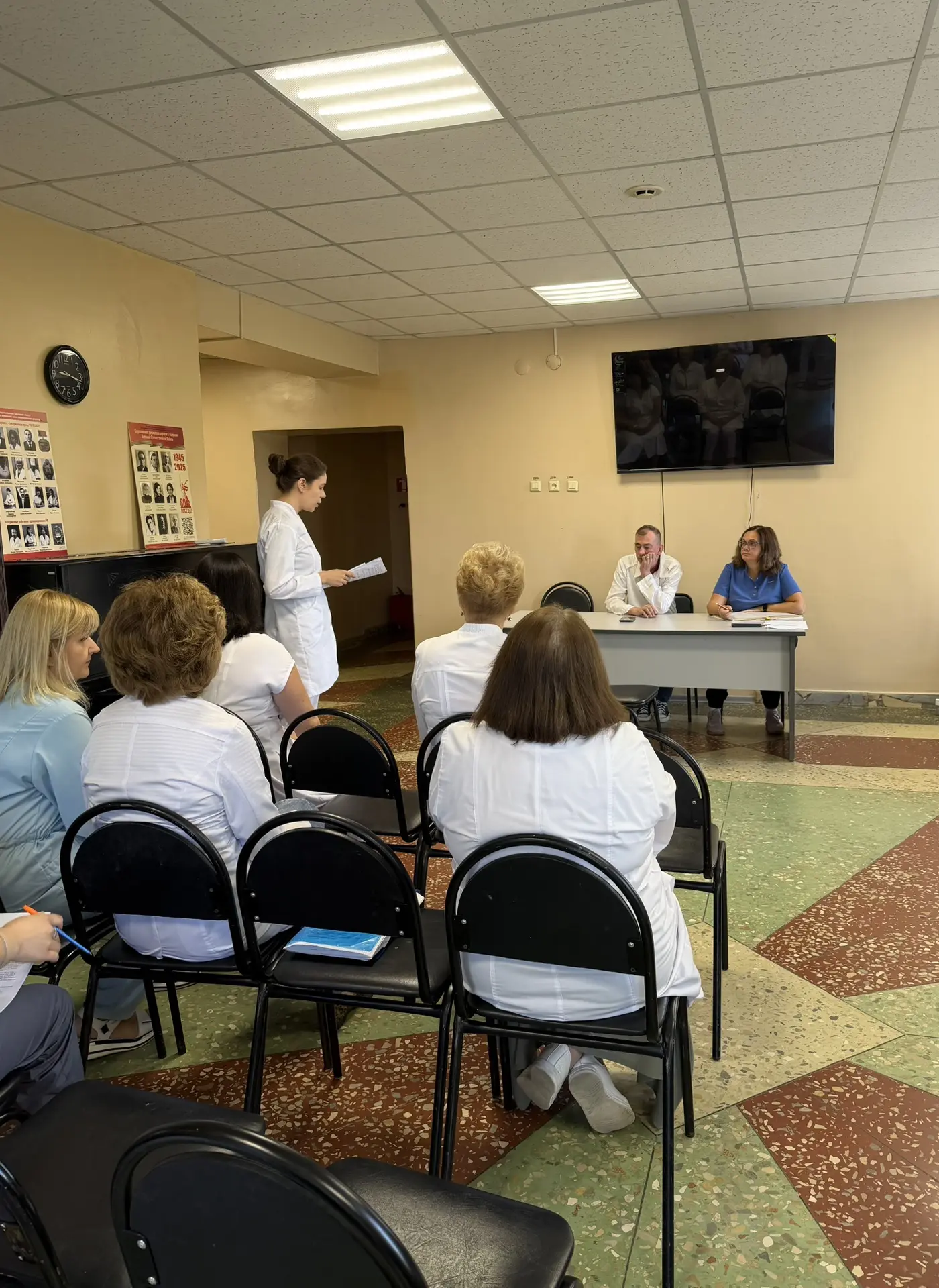 20.08.2026 г. проведен совместный осмотр пациентов с доцентом кафедры Клиники кожных и ...