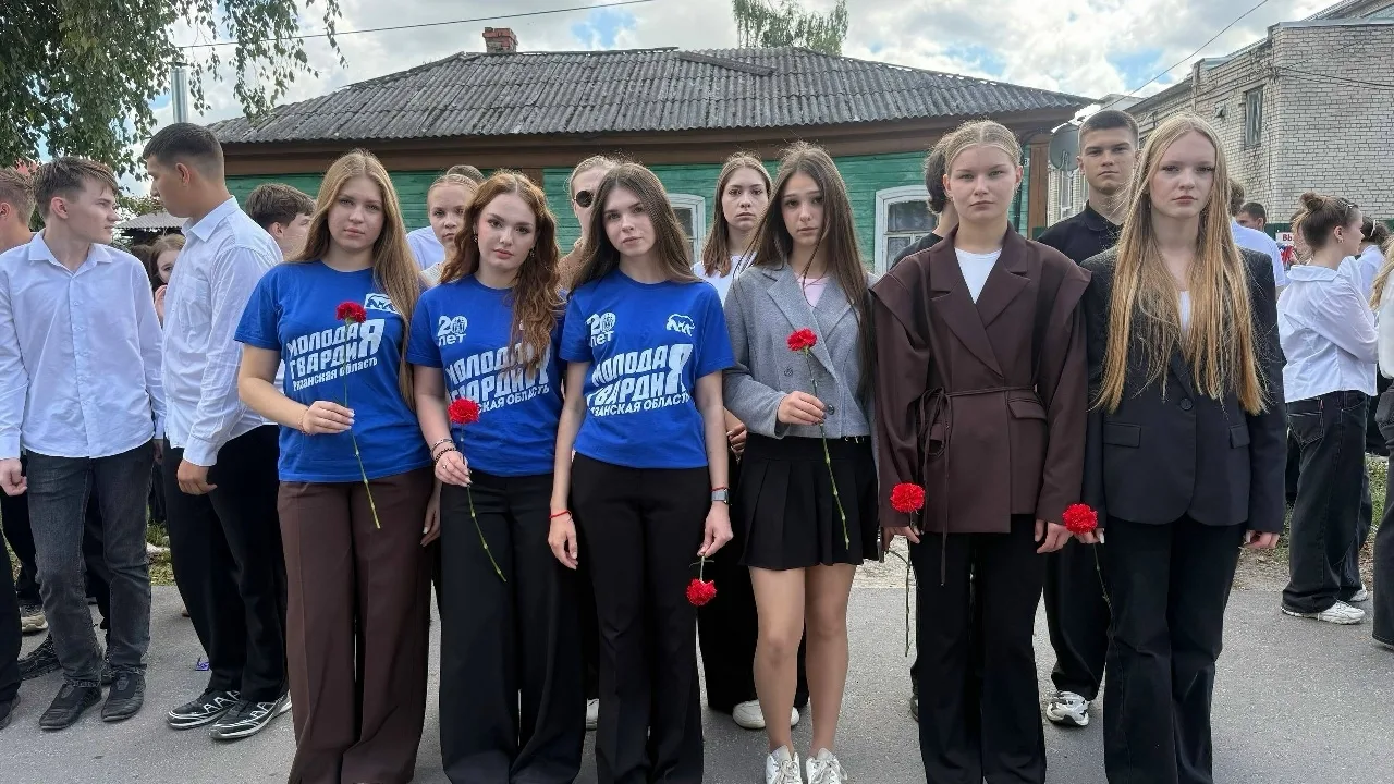 🧴 3 сентября состоялся памятный митинг, посвященный Дню солидарности в борьбе с террор...