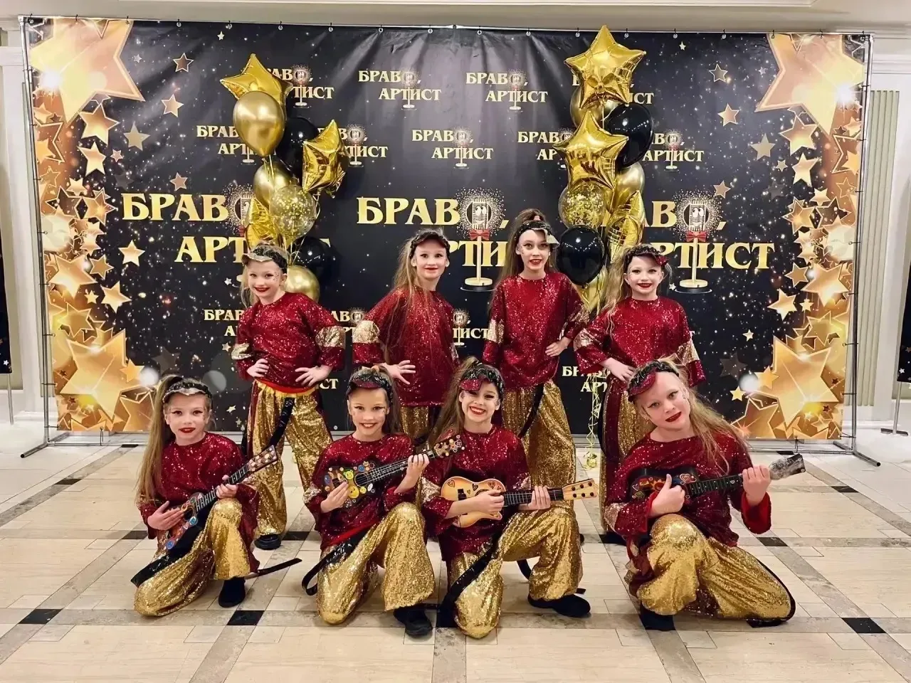 💃 Великолепные новости из мира танца! Ученицы 2 «В» класса Валерия и Виктория в составе ансамбля сов