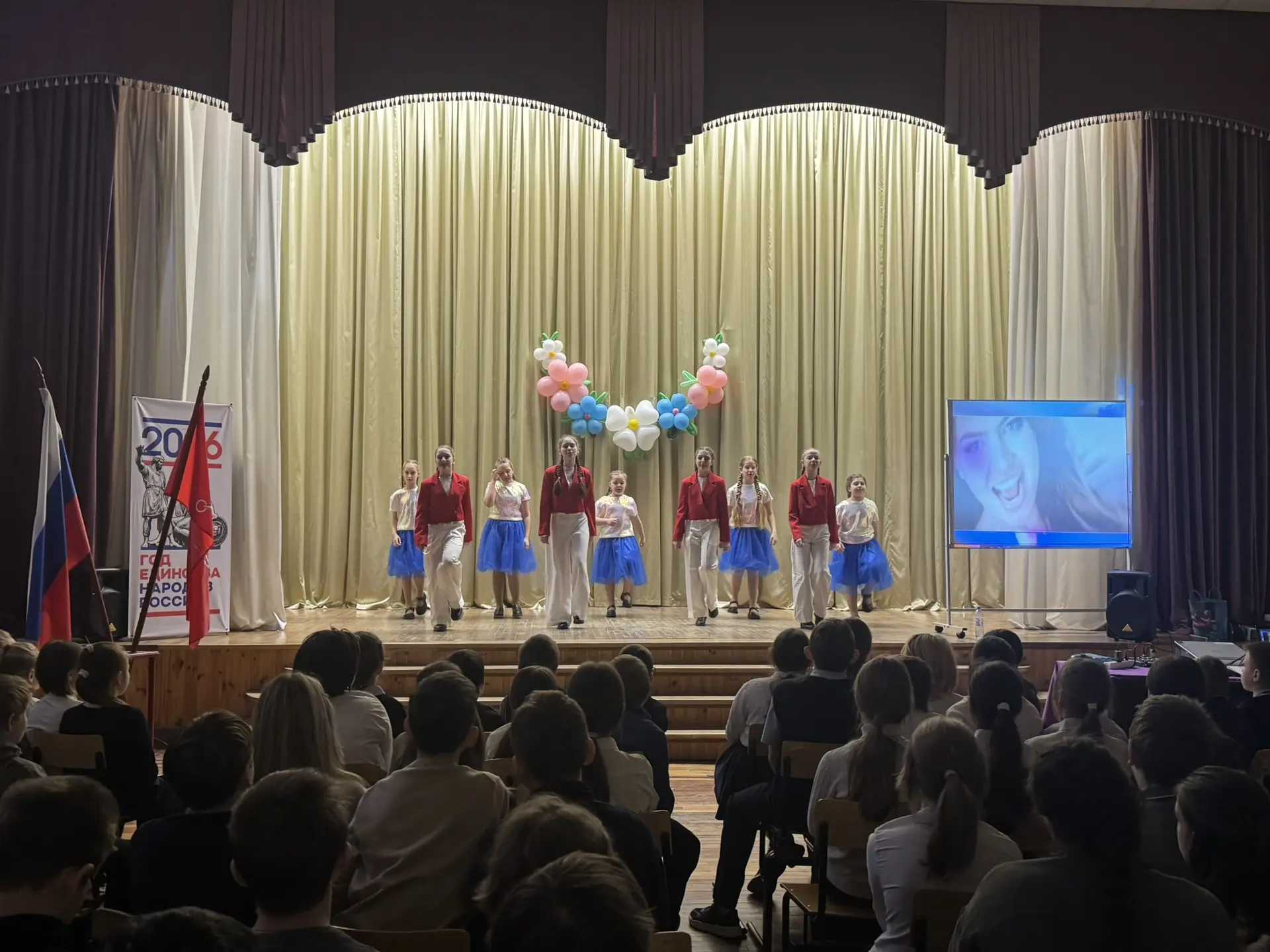 🎉 Это было... ВРЕДНО, но невероятно ИНТЕРЕСНО! 🎉  🗓️Вчера наша школьная театральная студия «ШОКОЛАД»