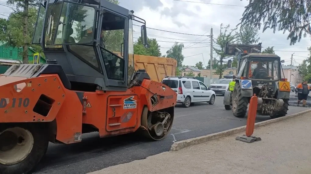 🚧Улица П. Смидовича: ремонт дороги продолжается!