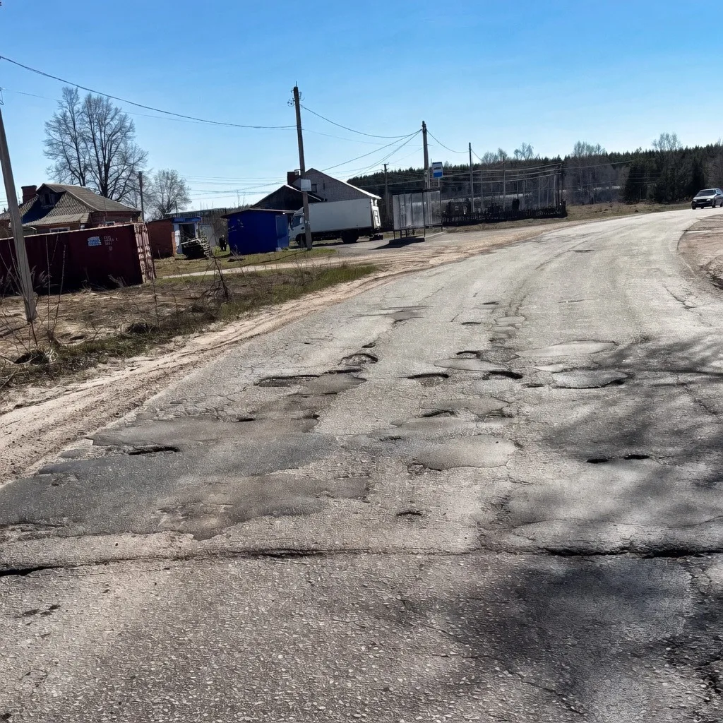 От читателя  Дорогу в на въезде в Карабаново когда-нибудь сделают нормально или нет? Снова все разби
