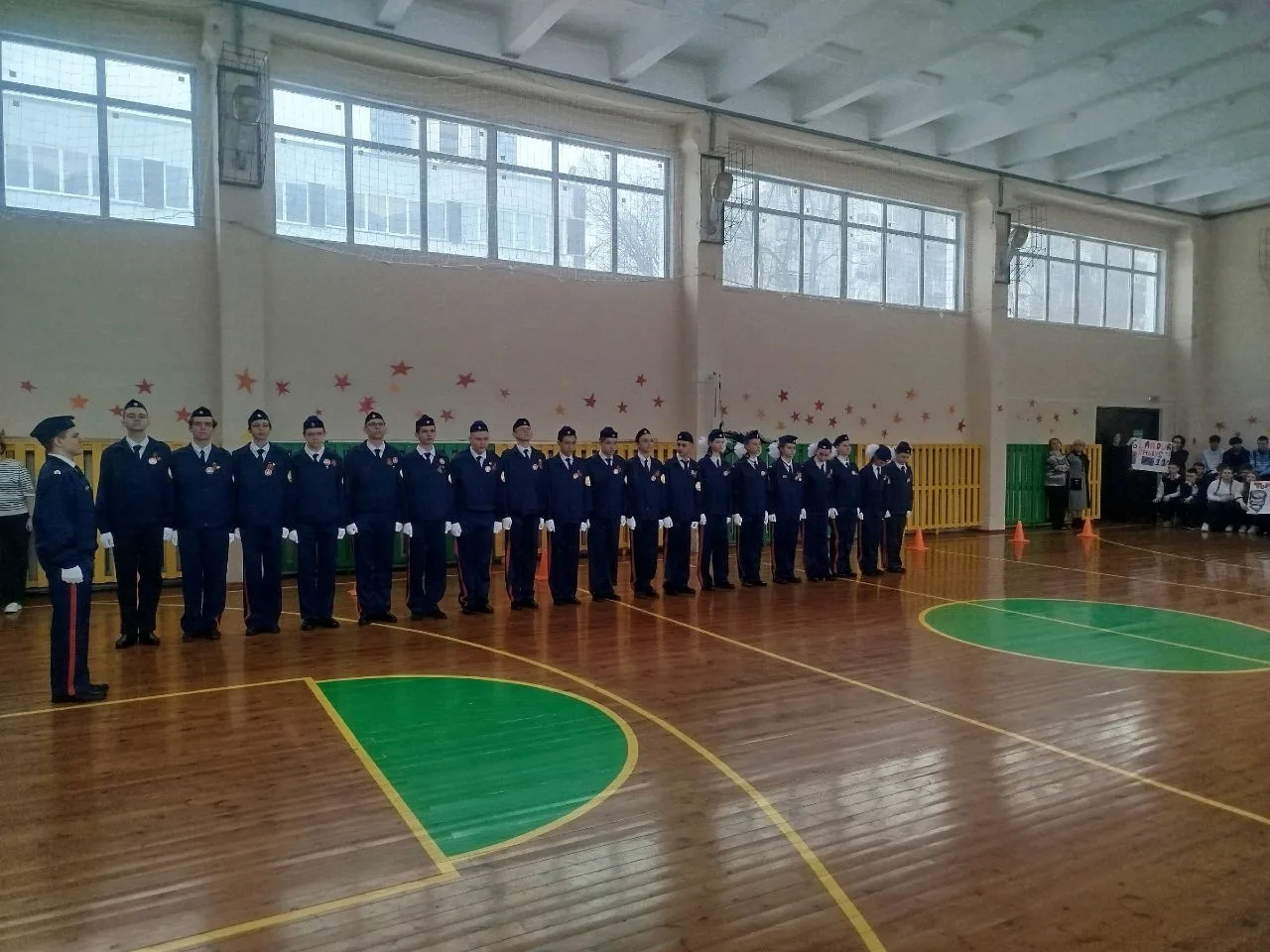 Спортивный фестиваль "А ну-ка, девочки", посвящённый Международному женскому дню, продолжается и мы 