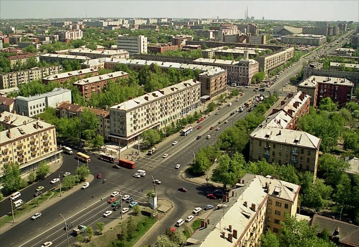 Ретроспектива. Омск. 1996 год. Ленинградская площадь.