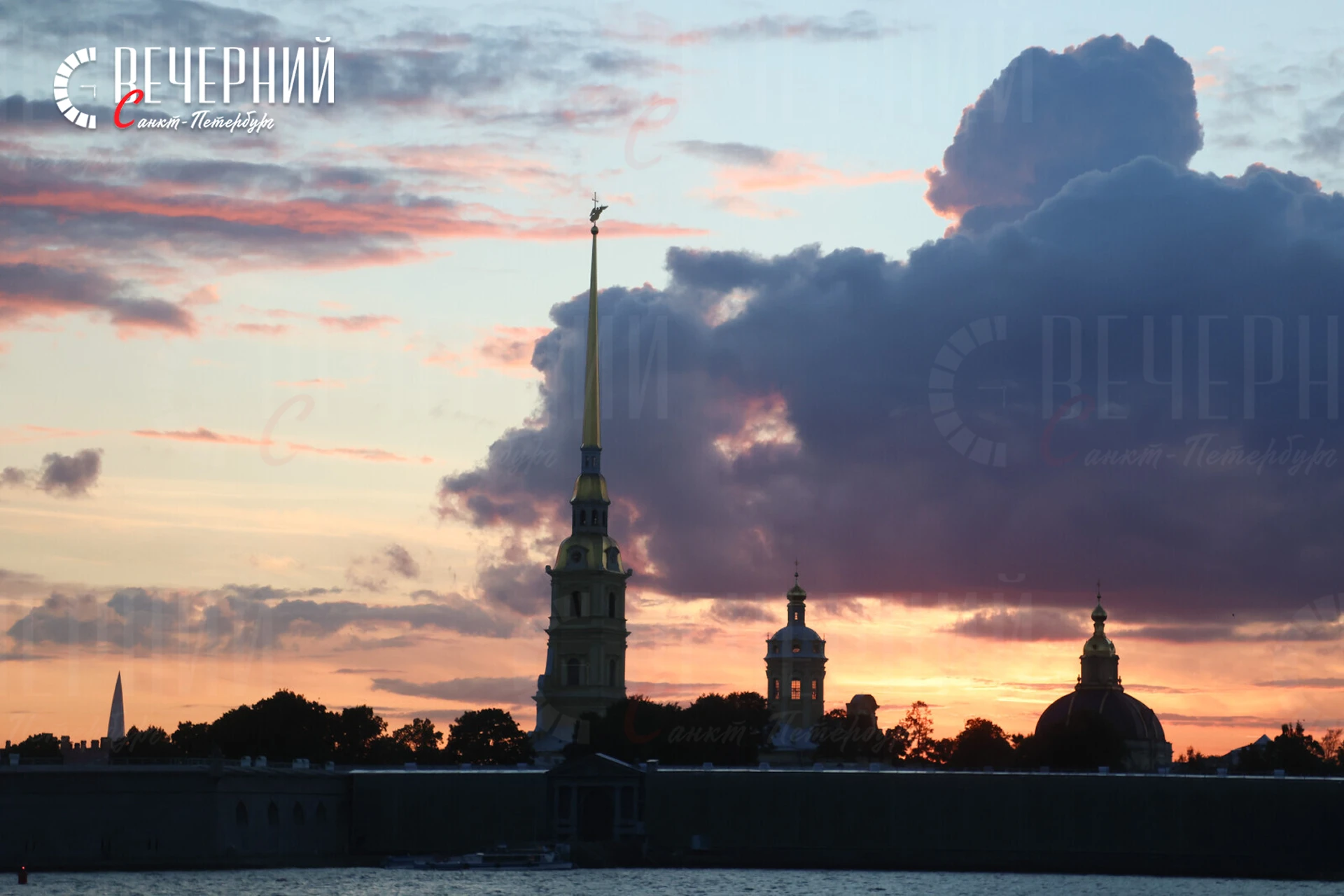 😴 Доброй ночи, Санкт-Петербург!