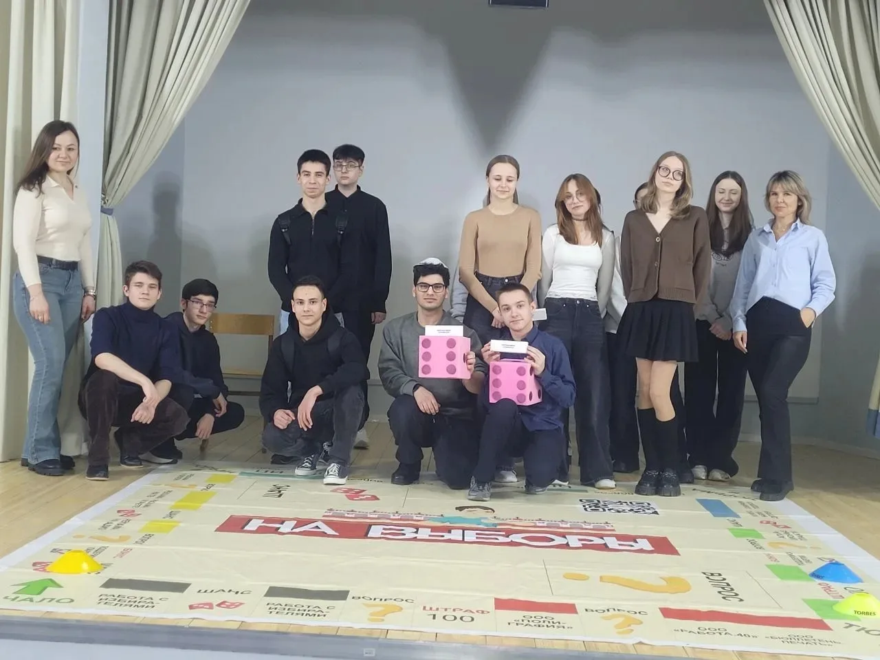 В МКОУ СОШ №2 им. И. С. Унковского в рамках недели молодого избирателя состоялась увлекательная встр