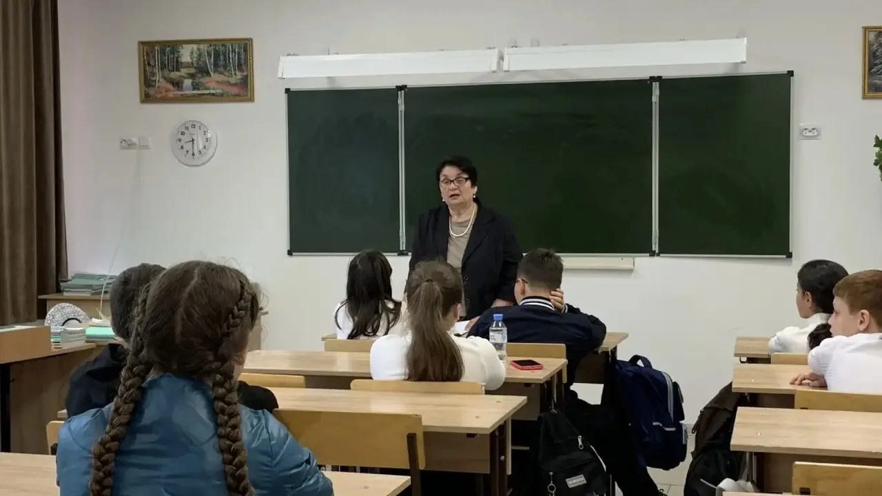 20 мая  сотрудники Шовгеновского районного краеведческого музея провели лекцию «Партиза...