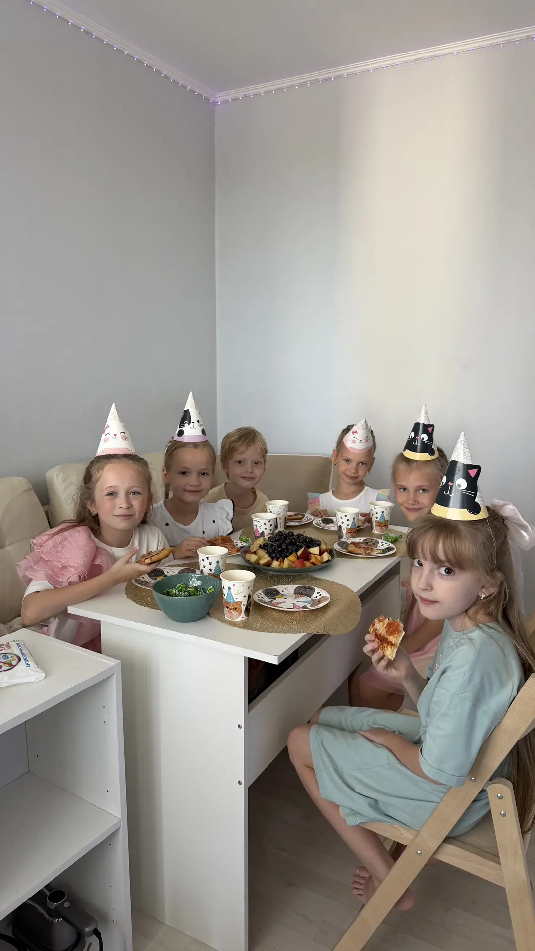Сегодня отмечали день рождения Арины в Подольске с друзьями ❤️