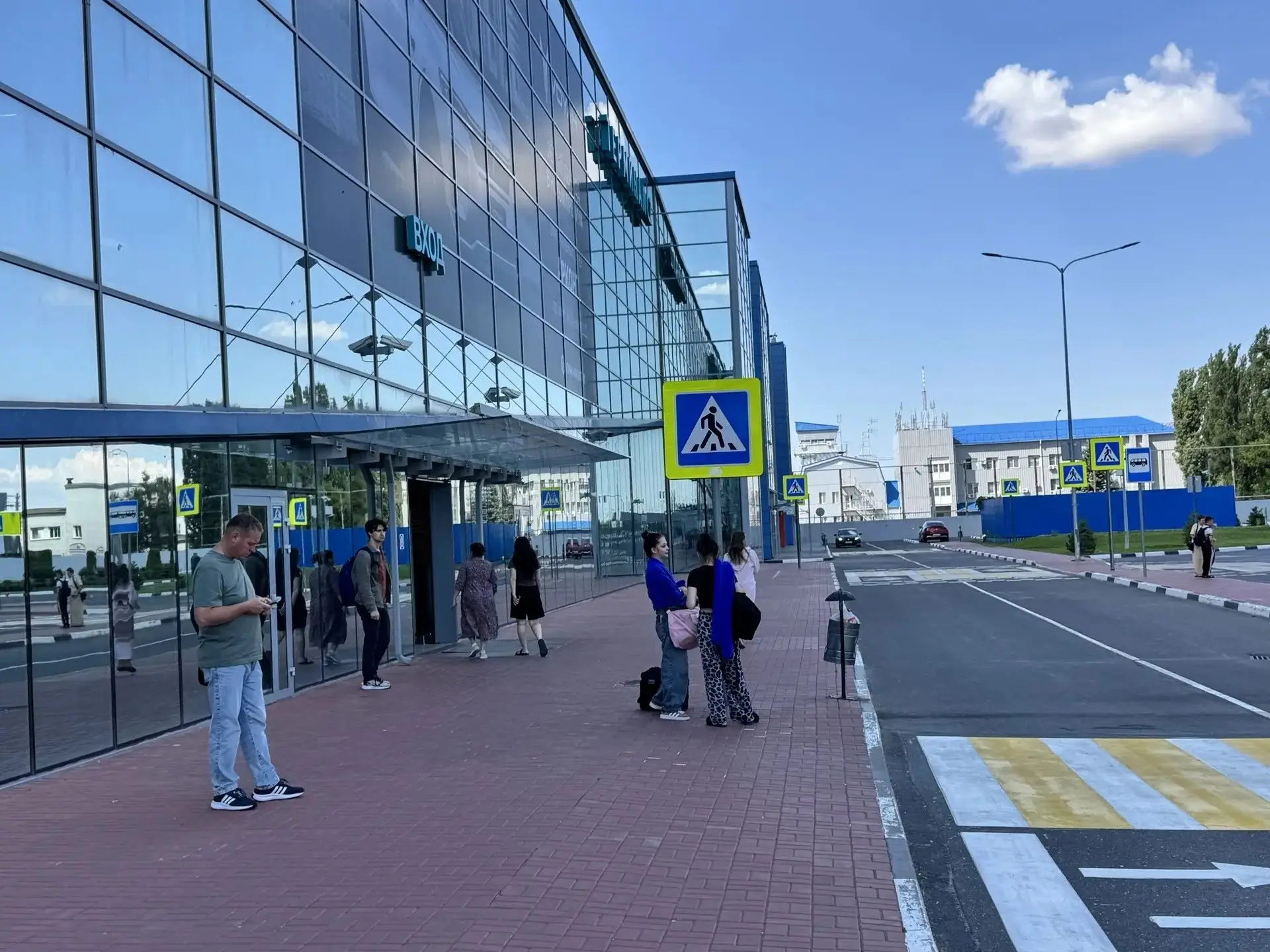Несколько столичных рейсов отменены и задержаны в аэропорту Волгограда