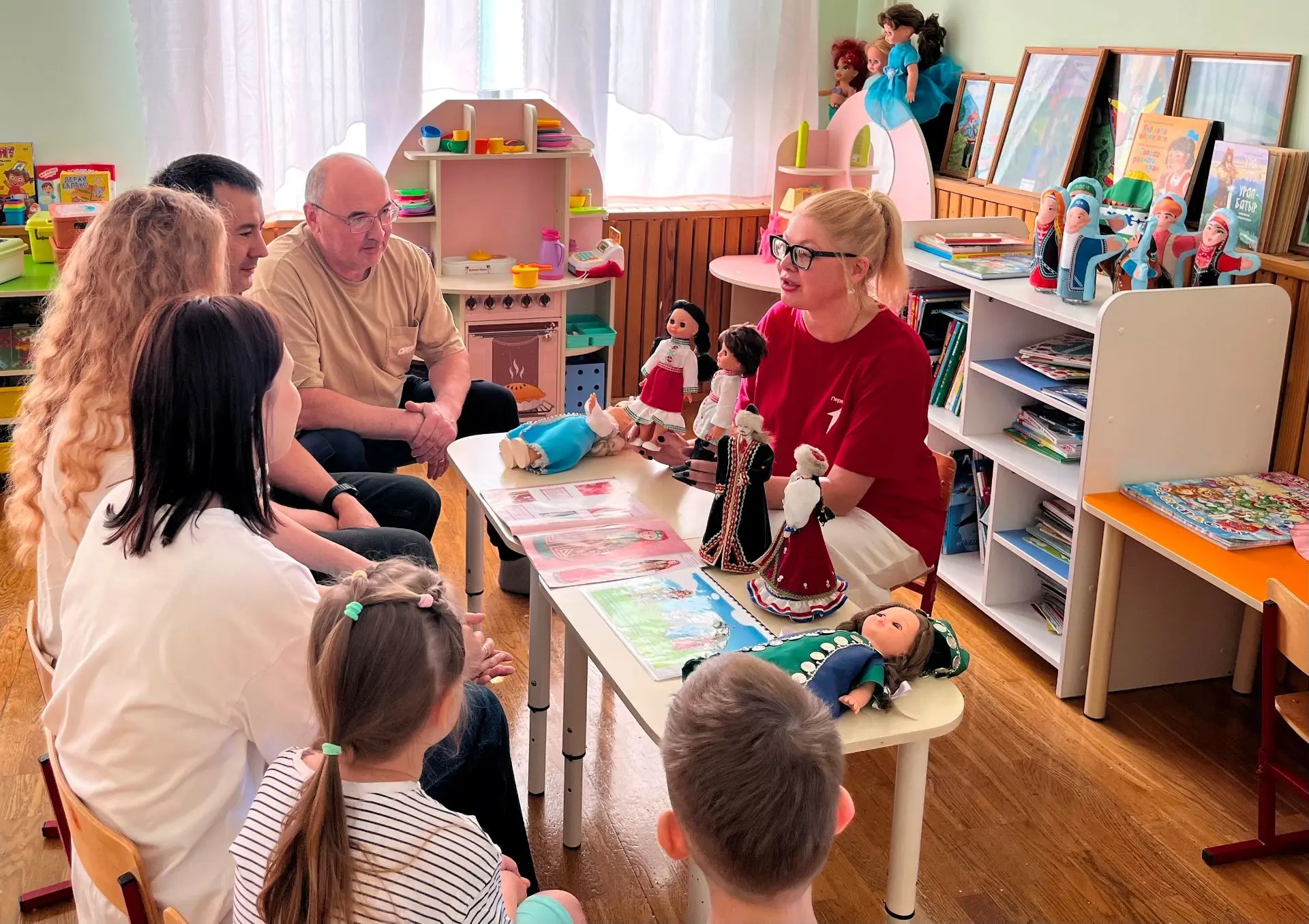 🌟 В нашем детском саду состоялся марафон творчества и традиций!

В рамках реализации марафона «Перв