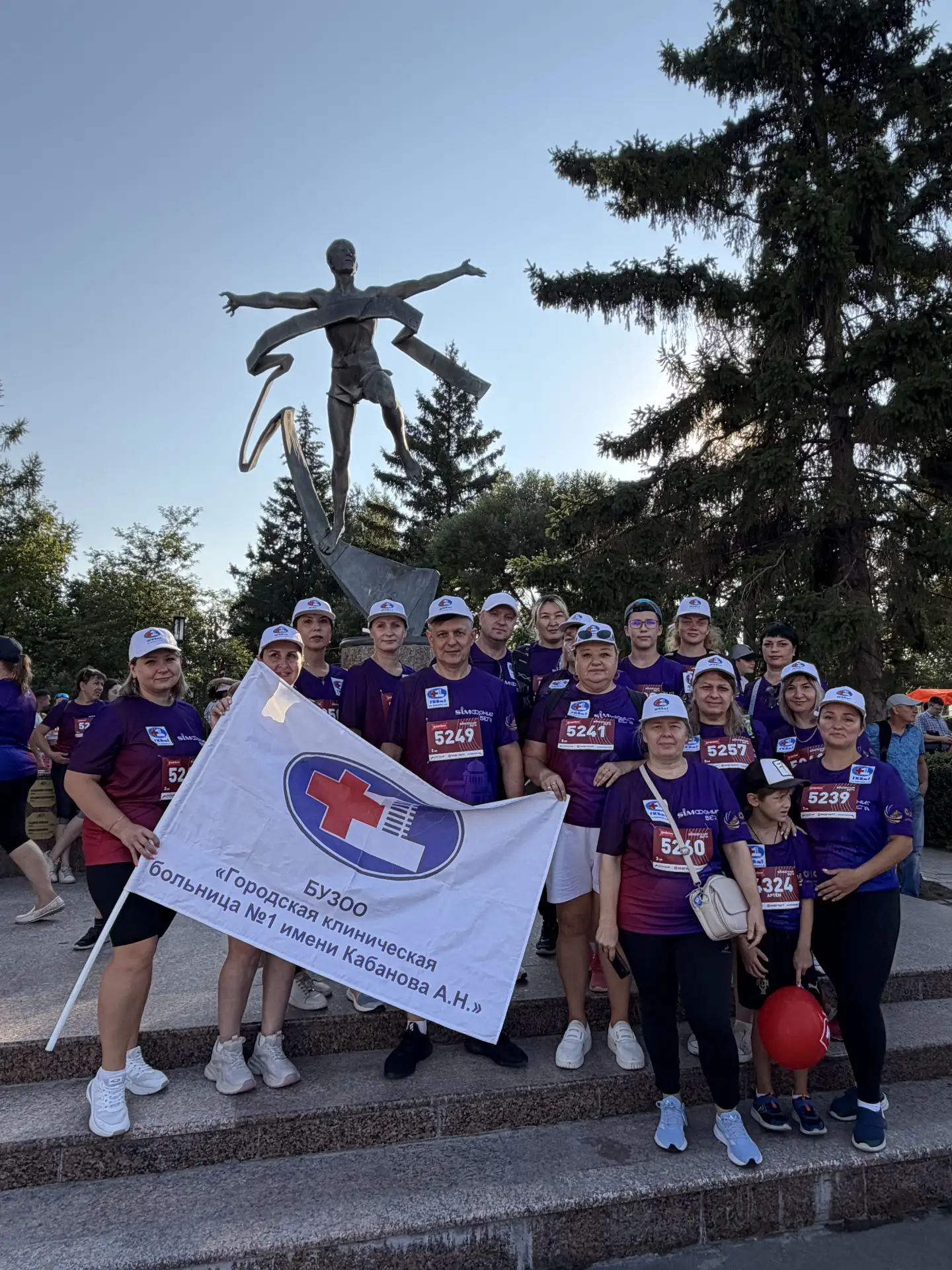 Сегодня не в белых халатах, а в спортивной форме!🏃‍♀️