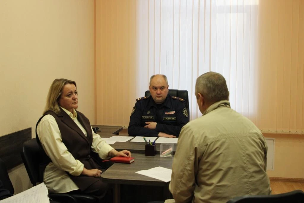 ГРАЖДАНЕ СМОГЛИ ЗАДАТЬ ВОЛНУЮЩИЕ ИХ ВОПРОСЫ РУКОВОДСТВУ УФСИН И ОНК