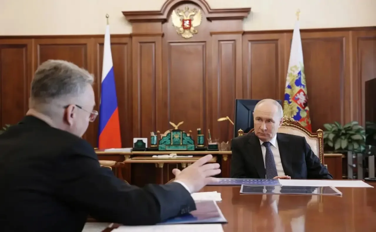 Доложил Президенту России Владимиру Владимировичу Путину на встрече в Москве о развитии...