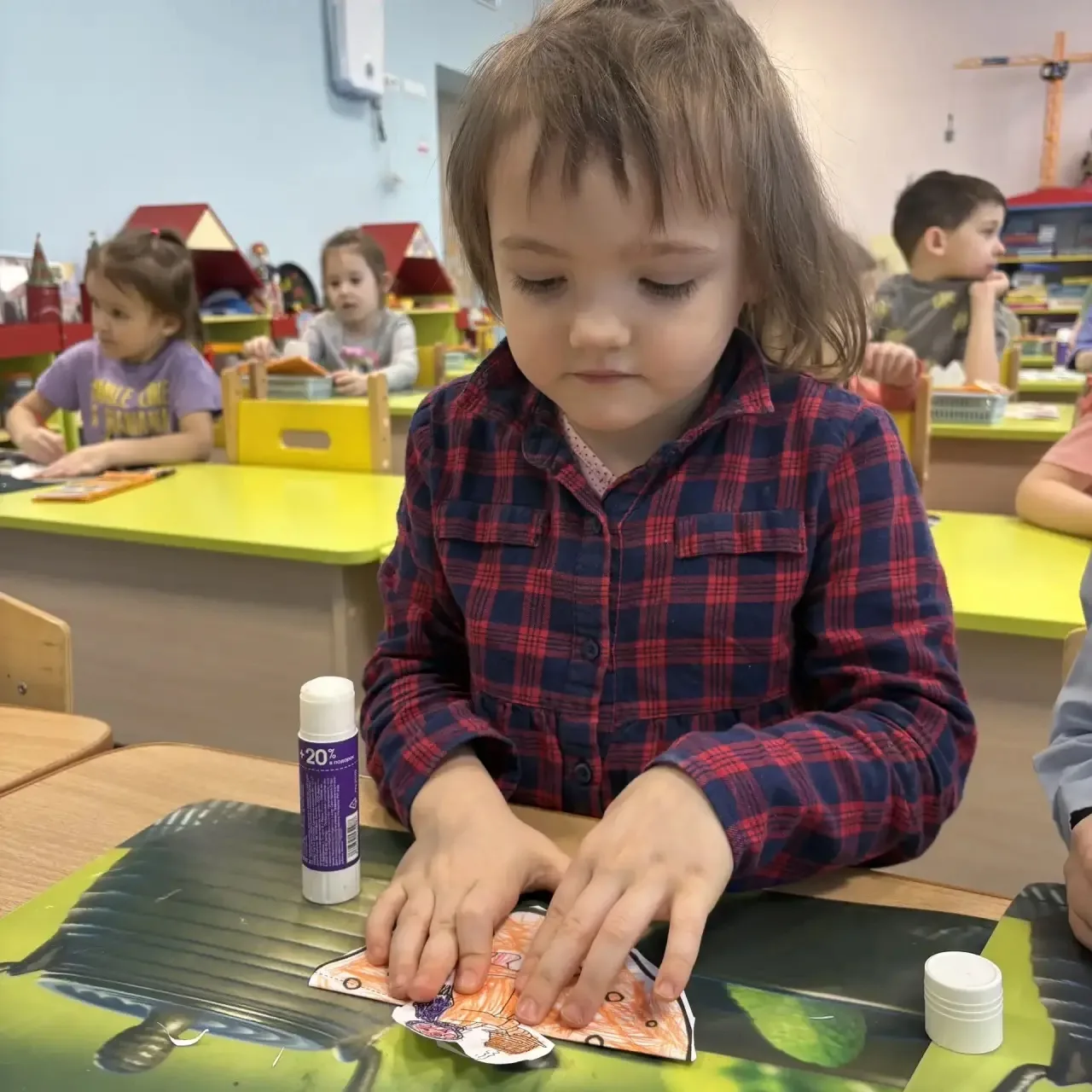 Наступила масленичная неделя. Воспитанники групп «Чебурашка» и «Белочка» ДО «Семицветик» окунулись в