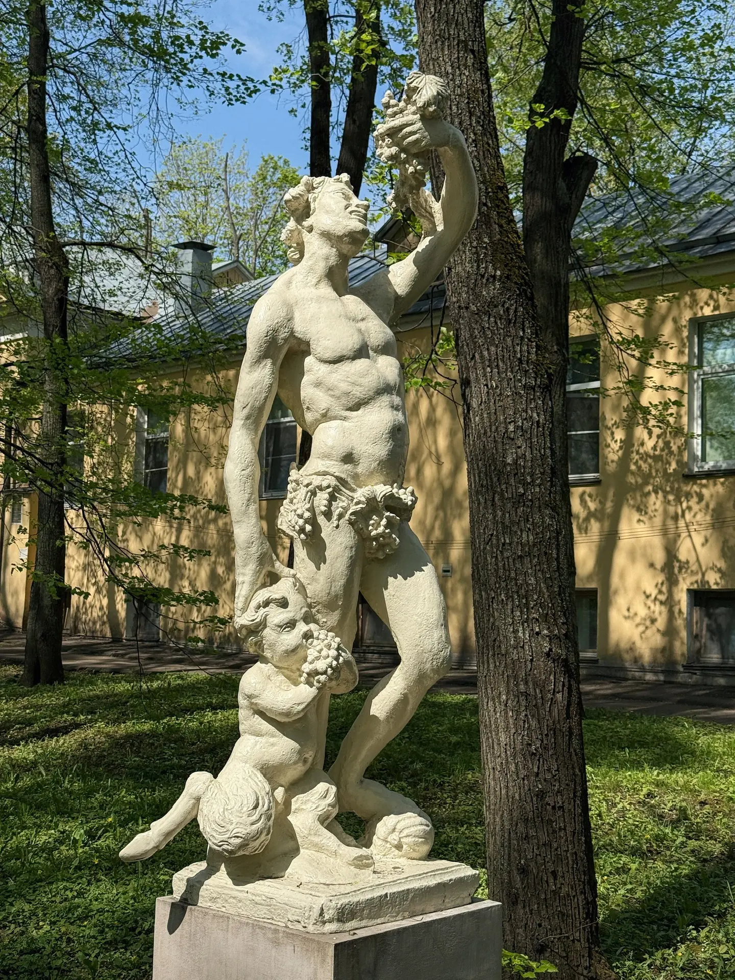 Где проводить лето в Москве?