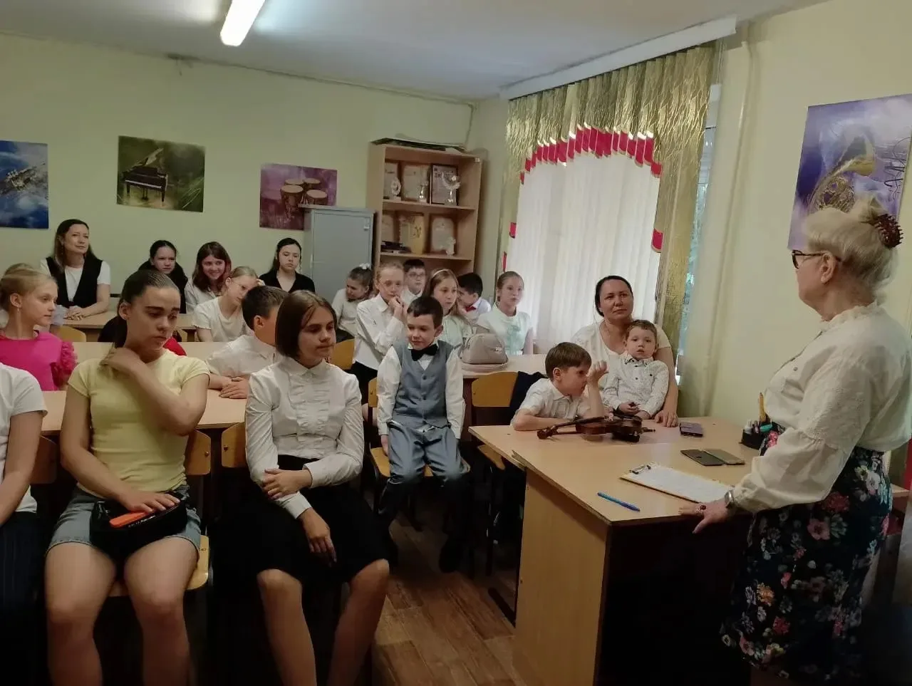 4июня в Музыкальном модуле прошла встреча в Клубе Юных Музыкантов, посвященная Междунар...