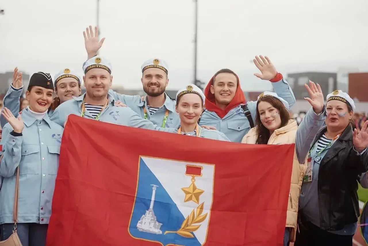 🌍 #МолодёжьСевастополя на Международном фестивале молодежи!
