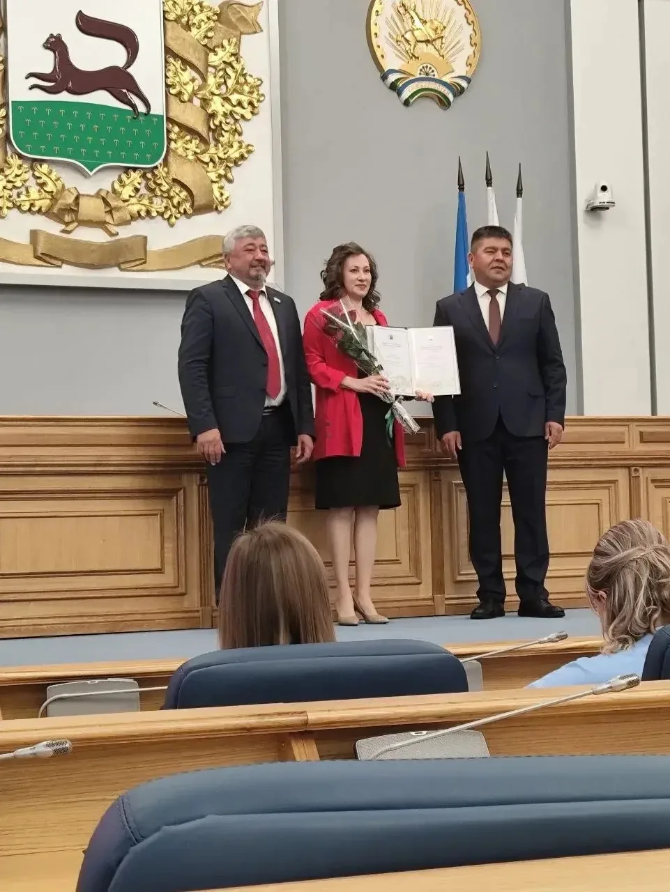 Совет городского округа город Уфа РБ наградил воспитателя МАДОУ Детский сад 71 Ахмадиеву Венеру Раши
