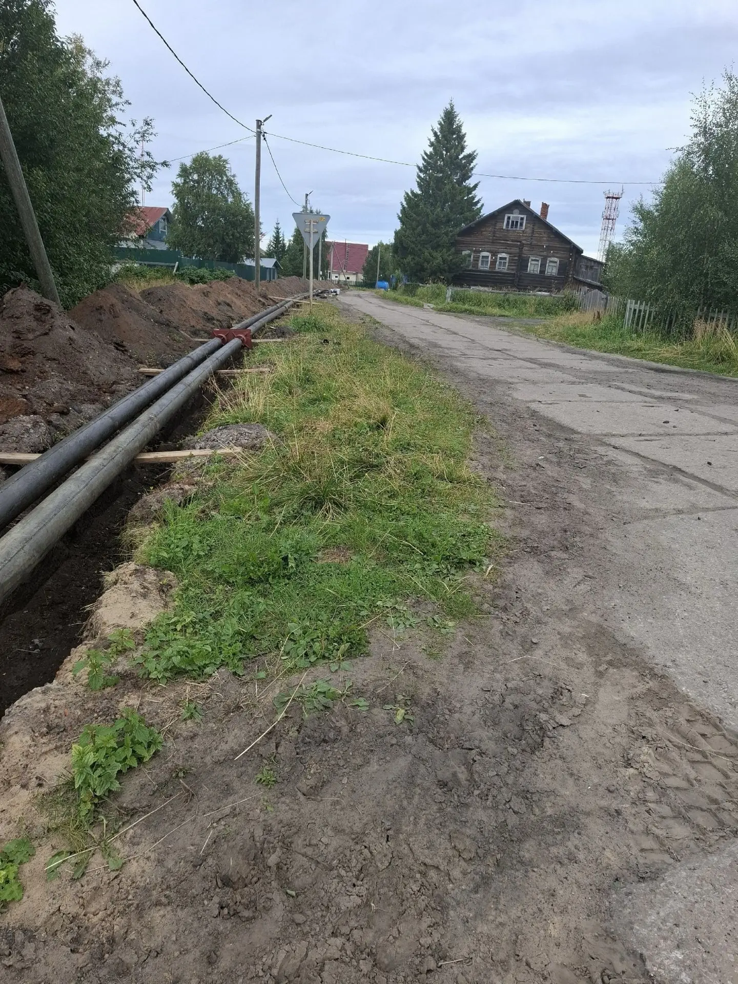 В Нижней Пеше выполнена реконструкция участка тепловых сетей.