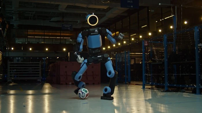 Hyundai Motor Group планирует приобрести оставшуюся долю SoftBank в Boston Dynamics, сообщает Maeil 