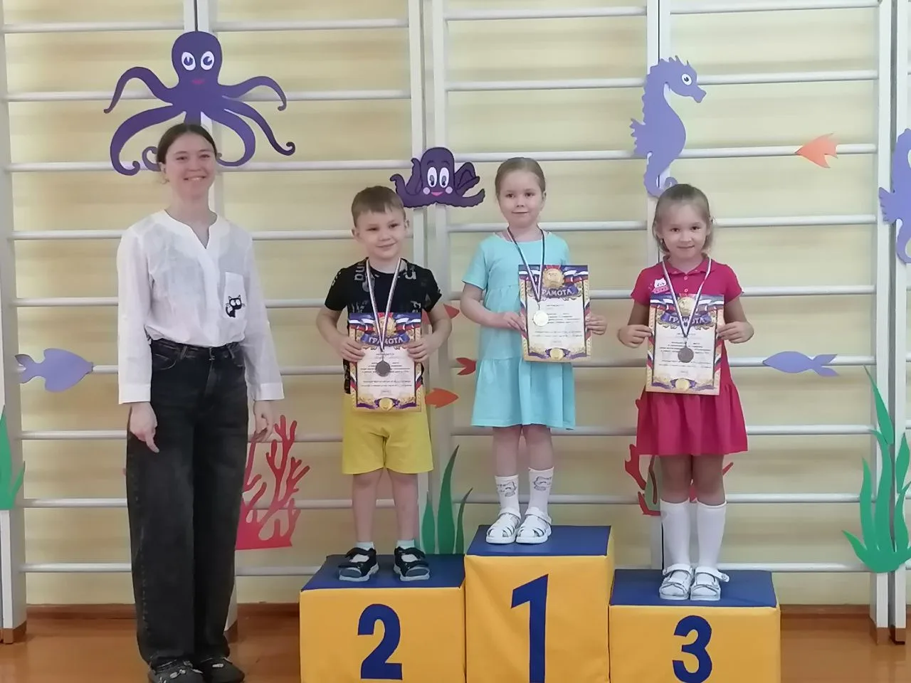 🏅 Праздник «Первые шаги к ГТО» в нашем детском саду!

27 апреля в нашем саду царила особая атмосфер