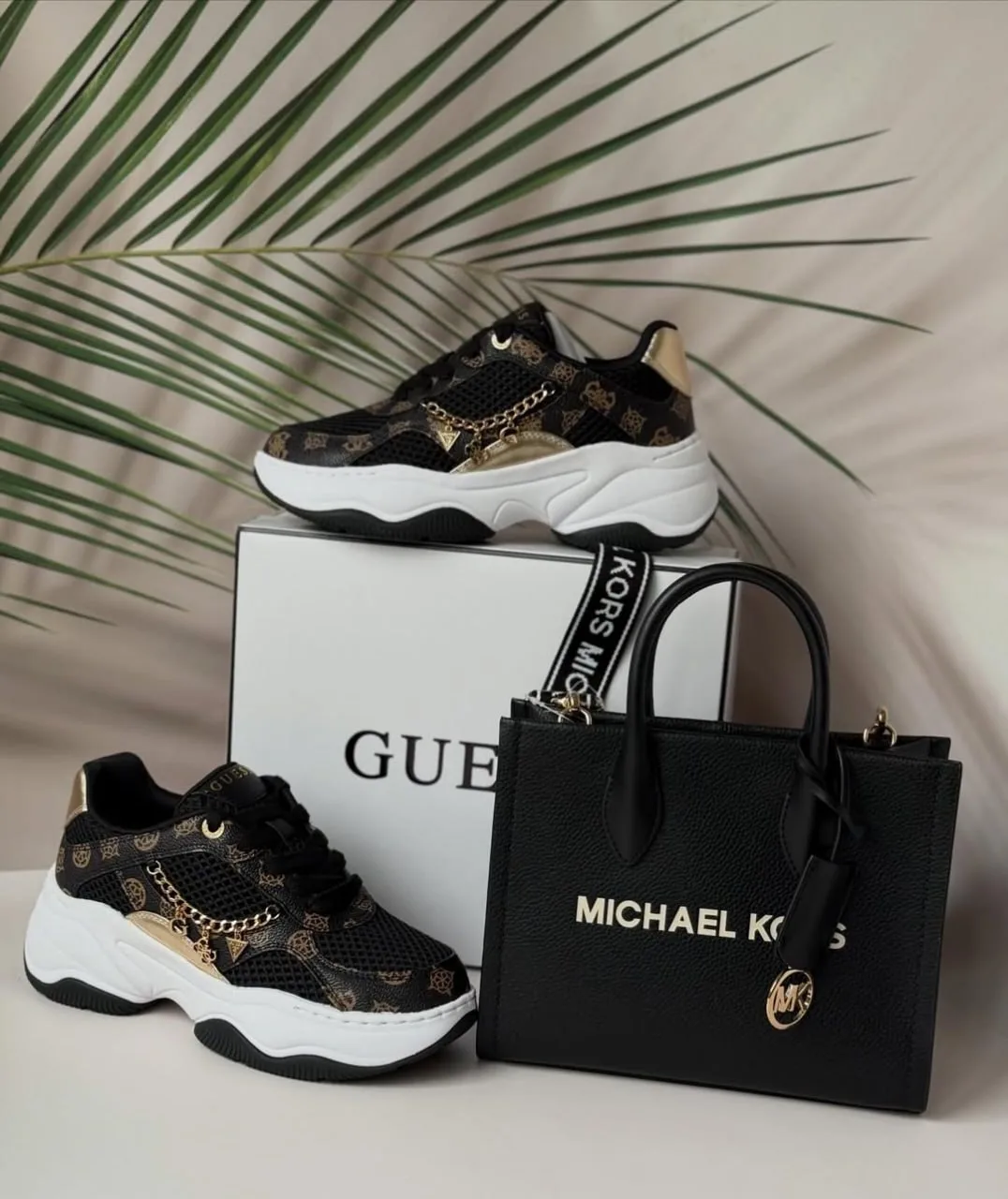 🔥GUESS на скидках😍