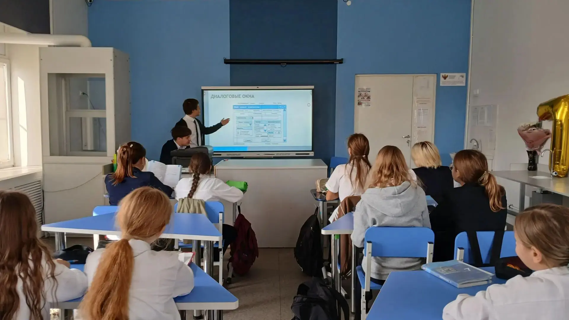 🎓Смым долгожданным событием, конечно, стал День самоуправления! Старшеклассники пример...