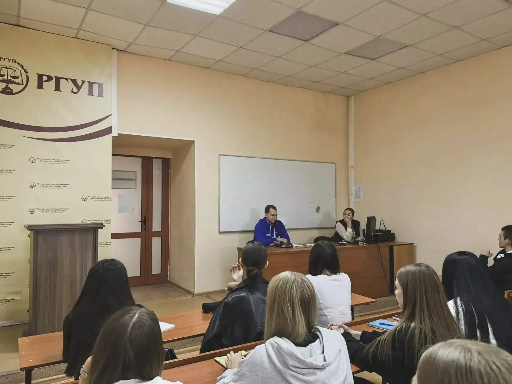 Встреча с «Молодой Гвардией»: разговор о выборах и гражданской позиции 🇷🇺