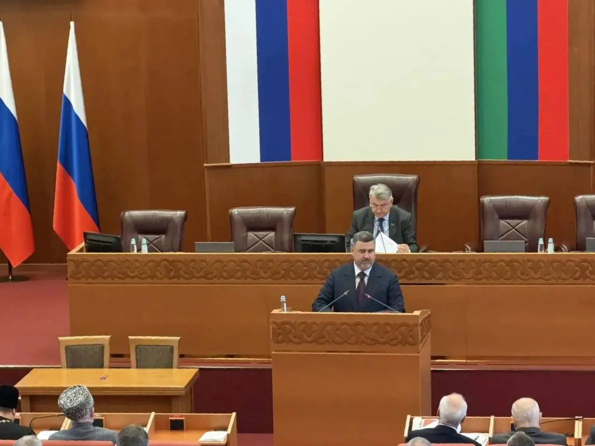 ⚡️Федор Щукин предложил поддержать кандидатуру Заура Аскендерова на должность спикера п...