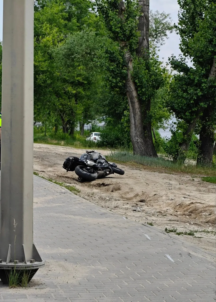 😱 Байкер, погибший в ДТП на набережной Массалитинова, оказался полицейским

Мотоциклист за рулем Ka