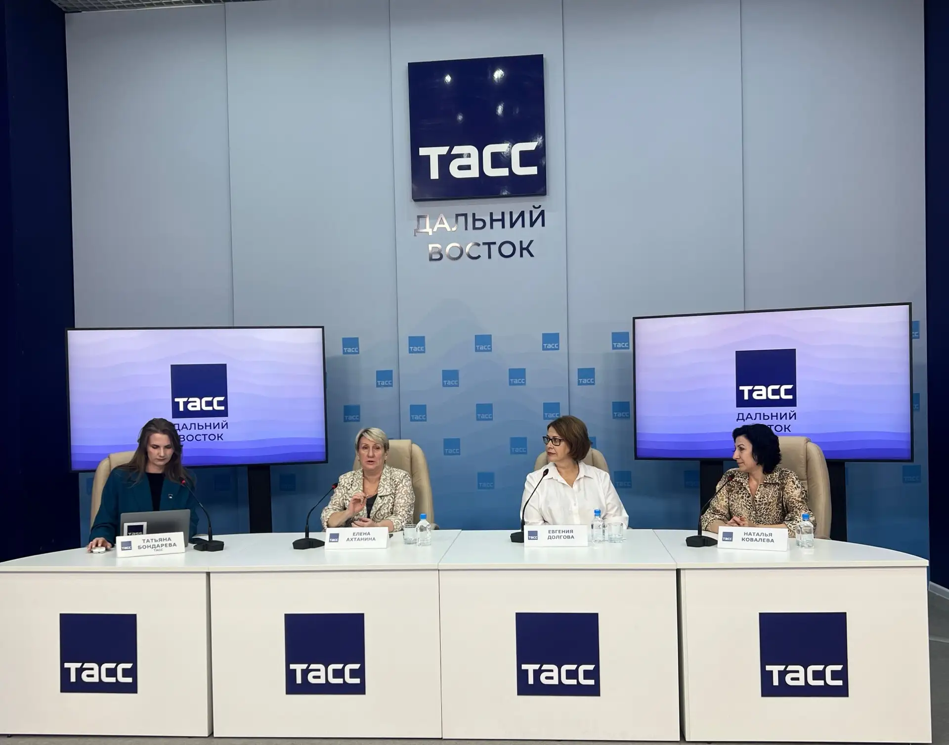 Роддом №3 принял участие в пресс-конференции в рамках недели грудного вскармливания