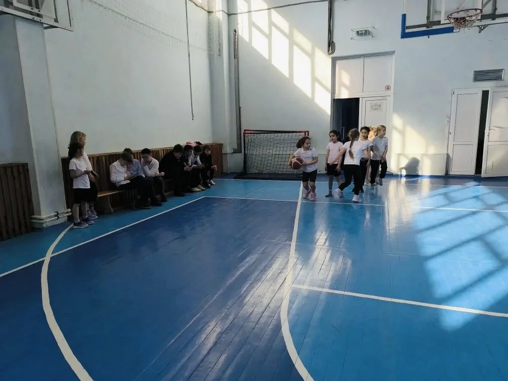 💪 7 апреля отмечается Всемирный день здоровья! 🌍✨    ⚽️ Обучающиеся приняли участие в спортивных сос