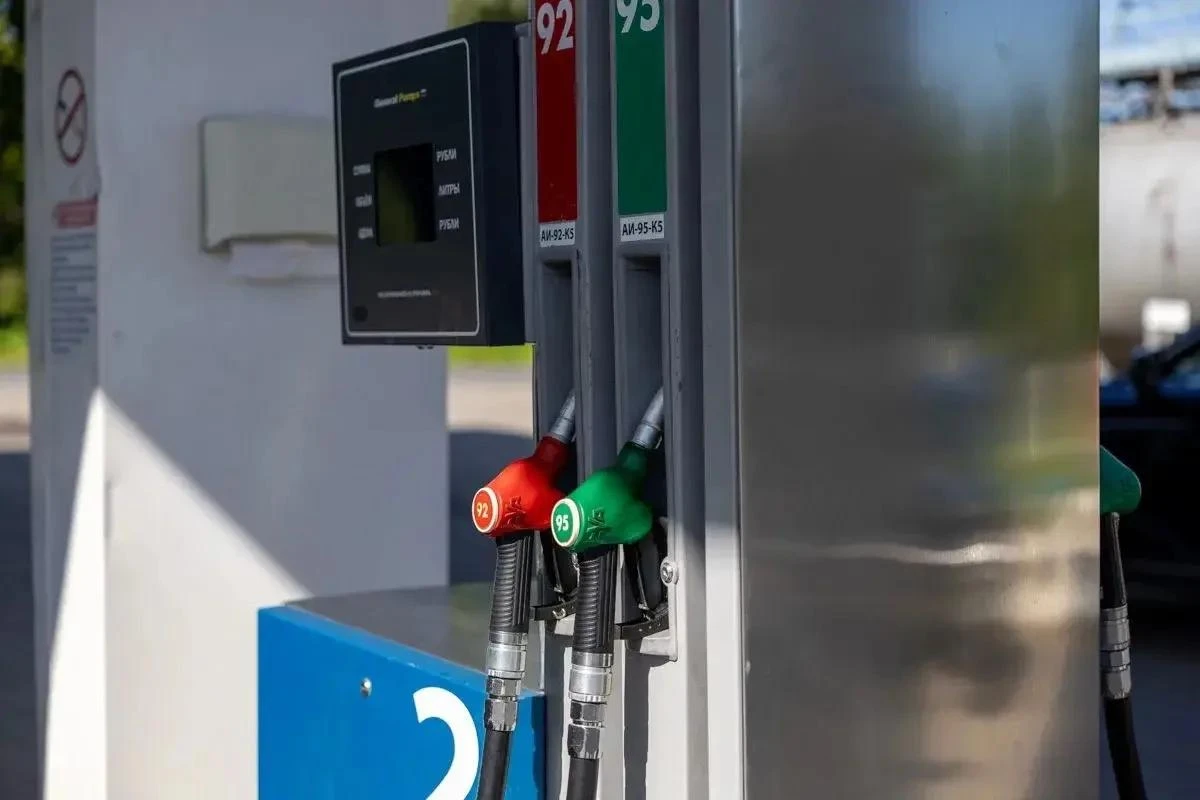 ⛽❗Топлива в регионе достаточно: губернатор прокомментировал ситуацию с перебоями на зап...