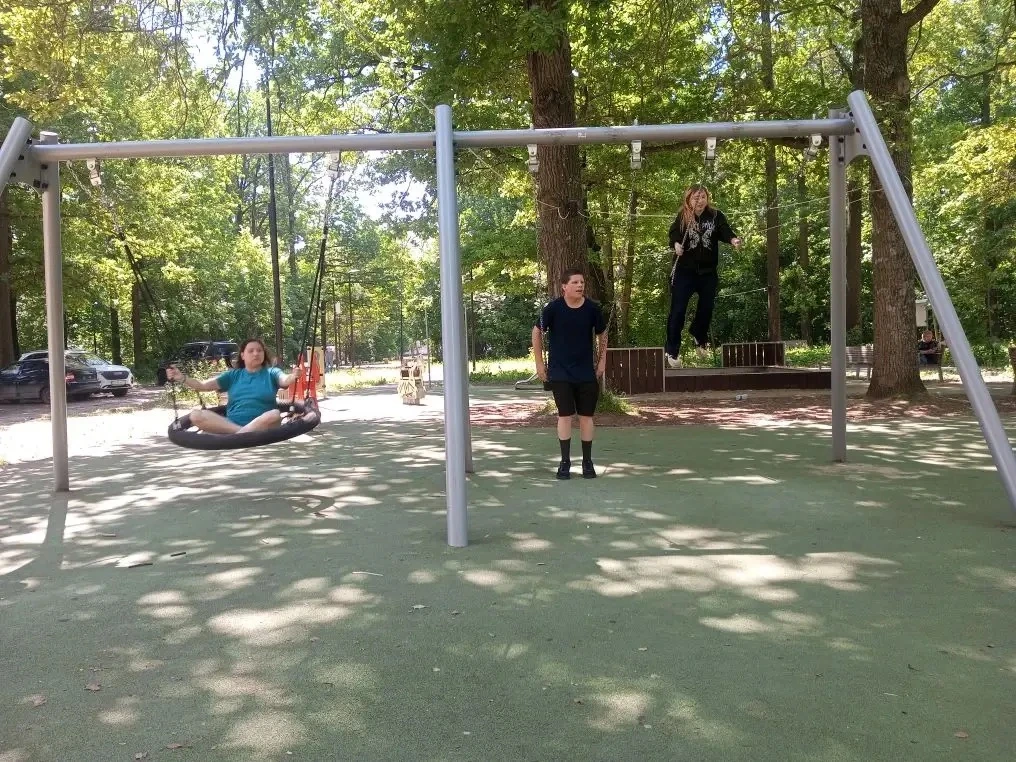 🥰Маленькое приключение 

✅Воспитанники нашего центра совершили увлекательную прогулку в живописный 
