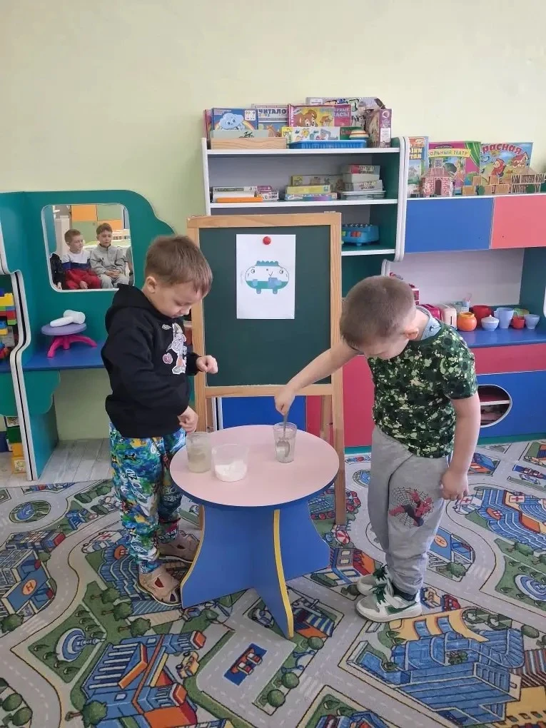 🥦 Витаминные эксперты: погружение в мир здоровья и воды! 💦  В подготовительной группе прошло третье 