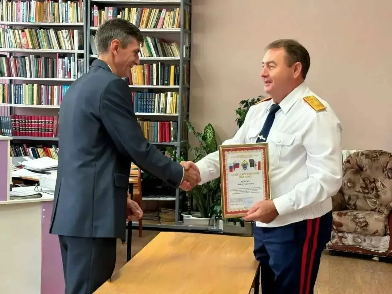 🙏 Жителя Воткинска, который спас маленькую девочку от нападения собаки, наградили