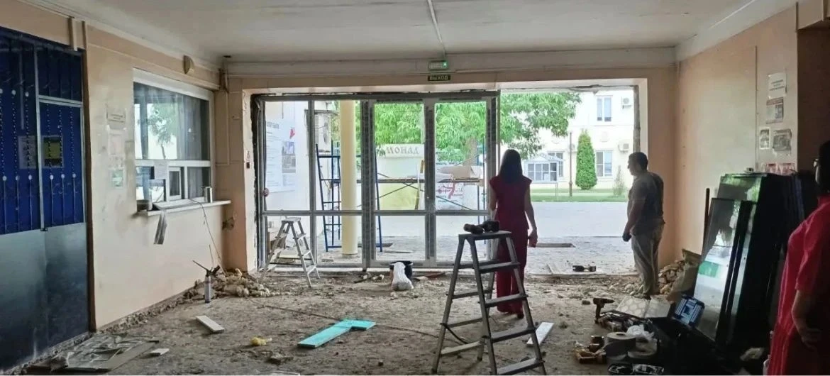 В Абинской библиотеке стартовал масштабный ремонт

В Абинской межпоселенческой библиотеке ведутся ак