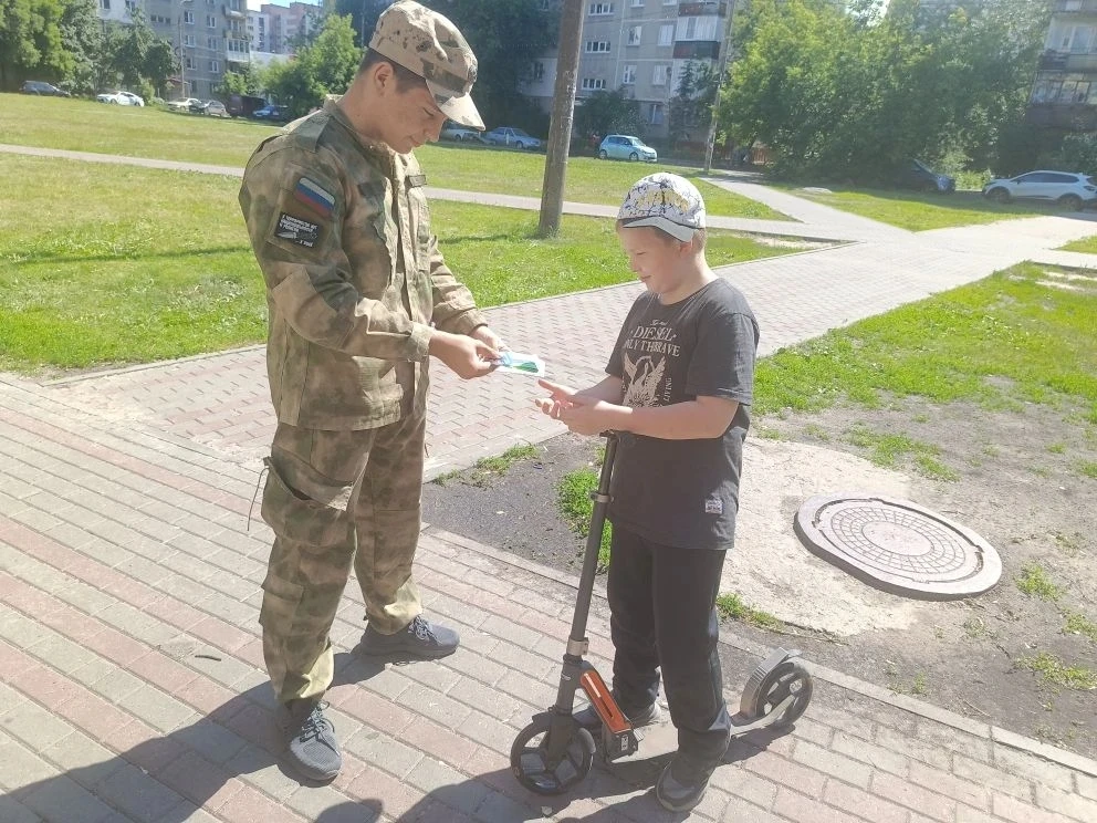 🔶️БЕЗОПАСНОСТЬ НА СИМ🔶️

Рейд "Безопасность на СИМ" провели воспитанники УЦ "Ратник". Тема патрули