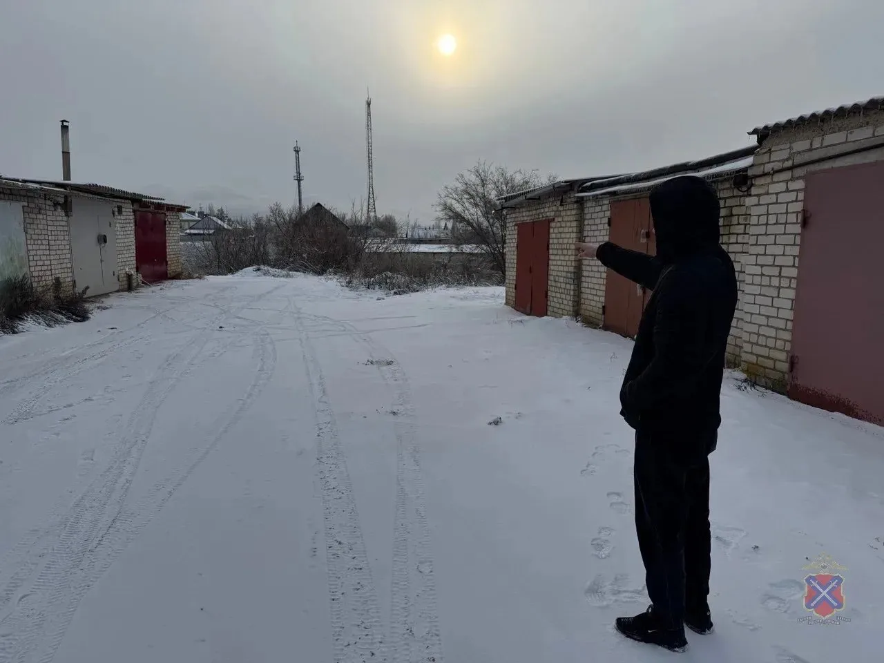 🛠 С болгаркой против замков: в Дубовке задержали серийного гаражного вора.